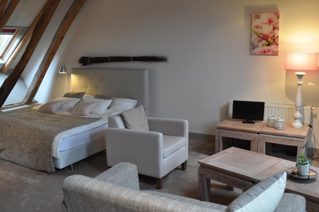 Landgoed De Lavei Bed & Breakfast Weleveld Phòng bức ảnh